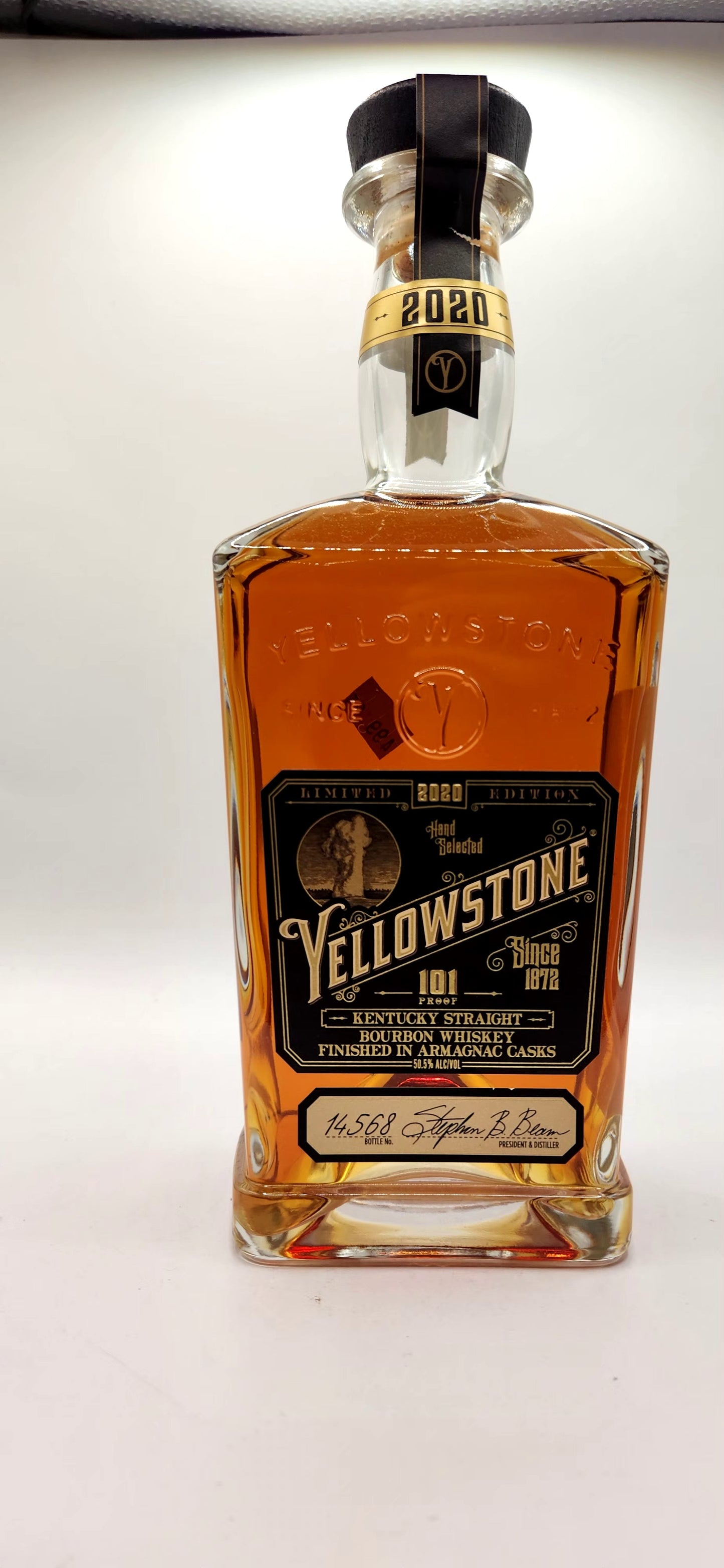 Yellowstone 2020 Limited Edition Kentucky Straight Bourbon Whiskey