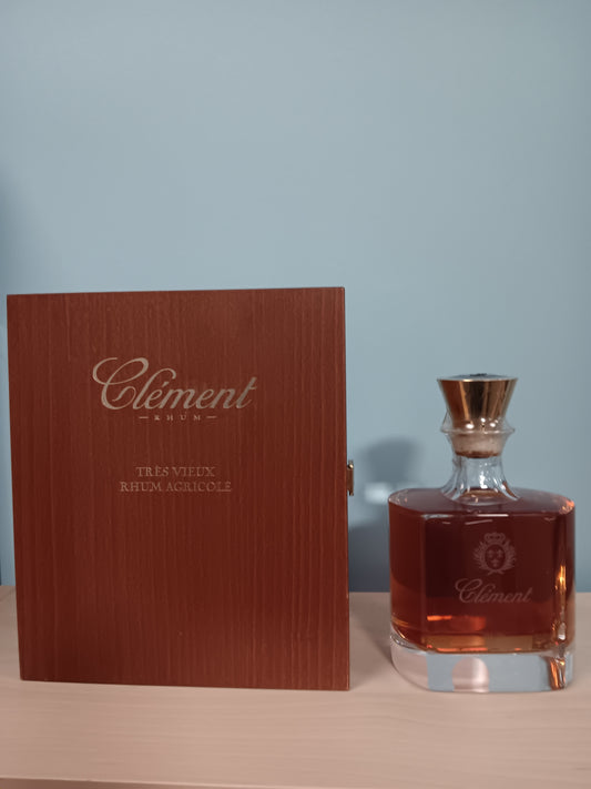 Clement Tres Vieux Rhum Carafe Cristal Rum (700ml)