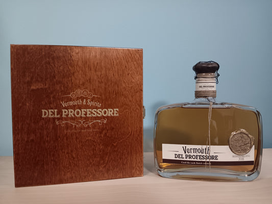 Antica Distilleria Quaglia (Caol Ila Cask Finish Edition) Vermouth del Professore (750ml)