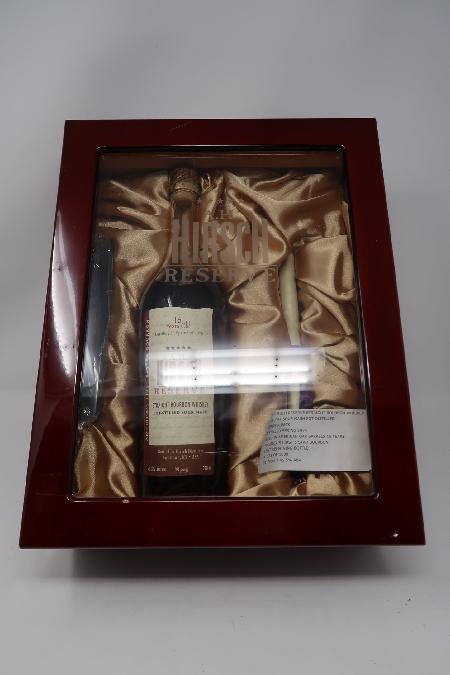 A. H. Hirsch 16 Year Reserve Straight Bourbon Whiskey (750ml)